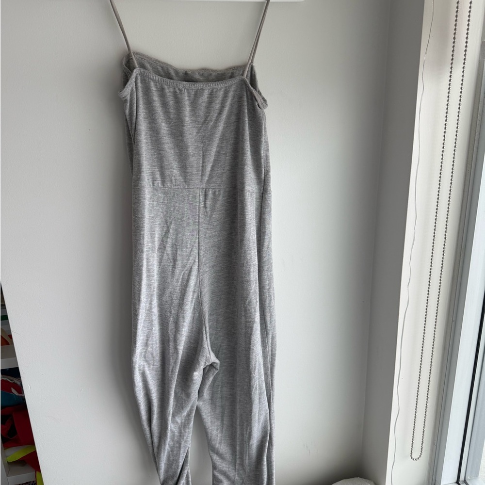 PrettyLittleThing Light Gray Jumpsuit - Picture 2 of 3
